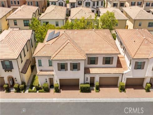 190 Crescent Moon , Irvine, CA