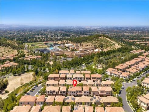 190 Crescent Moon , Irvine, CA