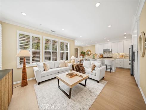190 Crescent Moon , Irvine, CA