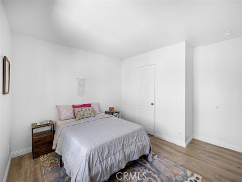 23 Amoret , Irvine, CA