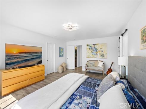 23 Amoret , Irvine, CA