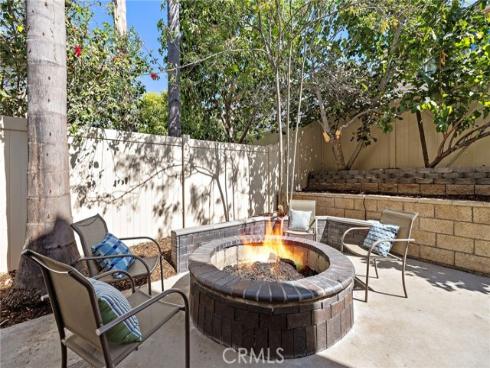 23 Amoret , Irvine, CA