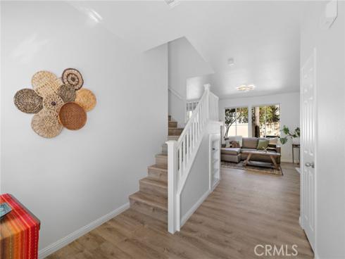 23 Amoret , Irvine, CA