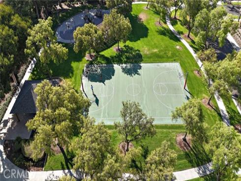 23 Amoret , Irvine, CA