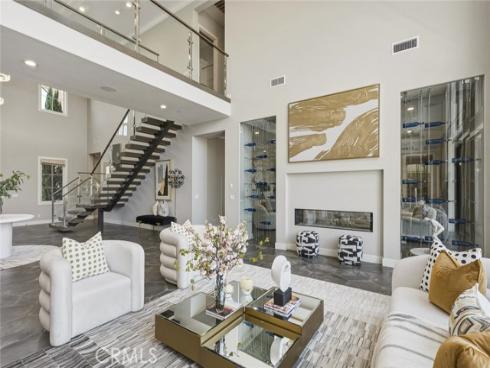 109 Dry Creek, Irvine, CA