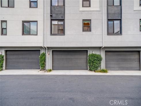 122  Schick  , Irvine, CA