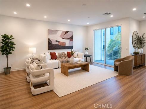 122  Schick  , Irvine, CA