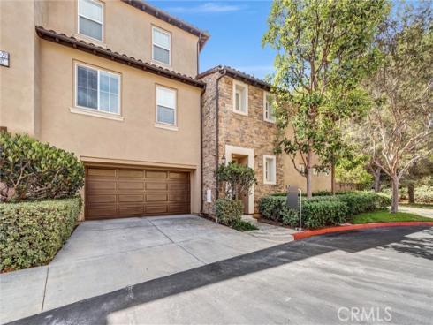 231 Lonetree , Irvine, CA