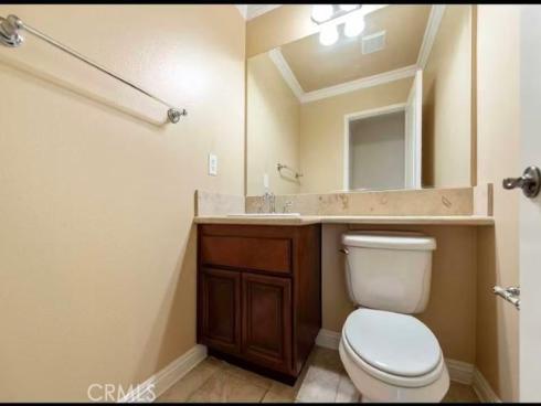 12 Tall Oak , Irvine, CA