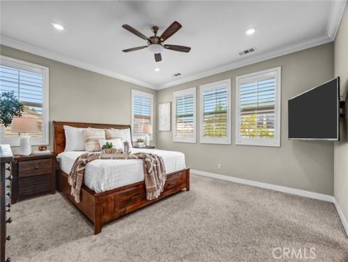 264  Cultivate  , Irvine, CA