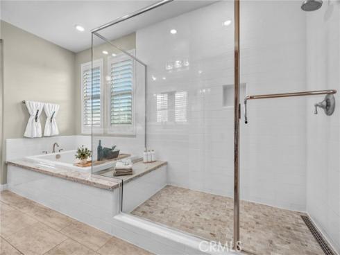 264  Cultivate  , Irvine, CA