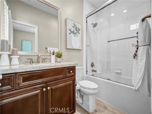 264  Cultivate  , Irvine, CA