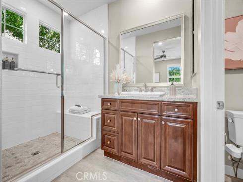 264  Cultivate  , Irvine, CA