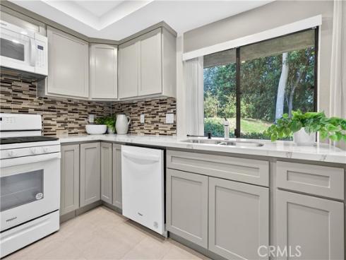 16 Rana , Irvine, CA