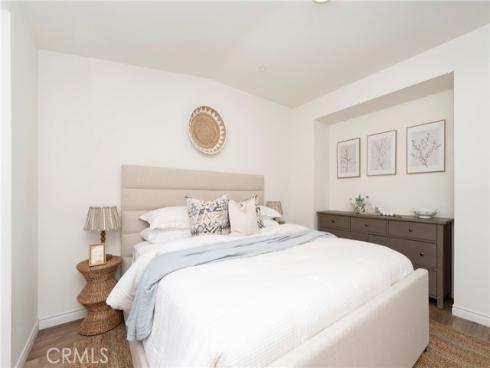 94  Hedge Bloom  , Irvine, CA