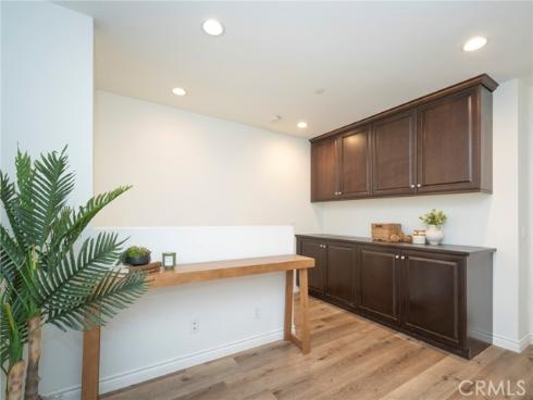 94  Hedge Bloom  , Irvine, CA