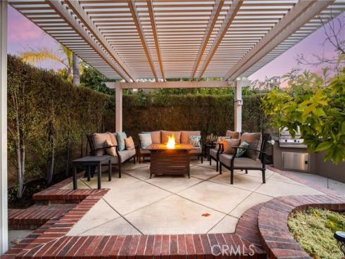 14 Buellton , Irvine, CA