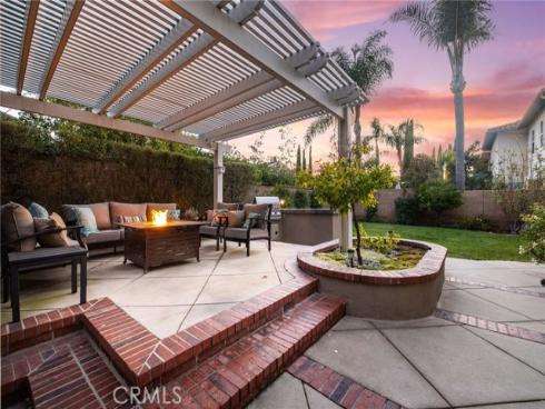 14 Buellton , Irvine, CA