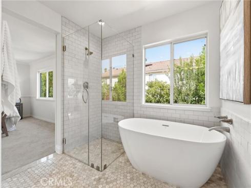 81  Linhaven  , Irvine, CA