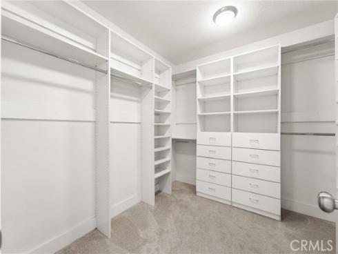 81  Linhaven  , Irvine, CA