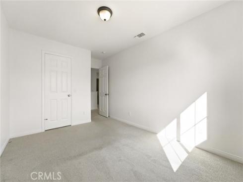 81  Linhaven  , Irvine, CA