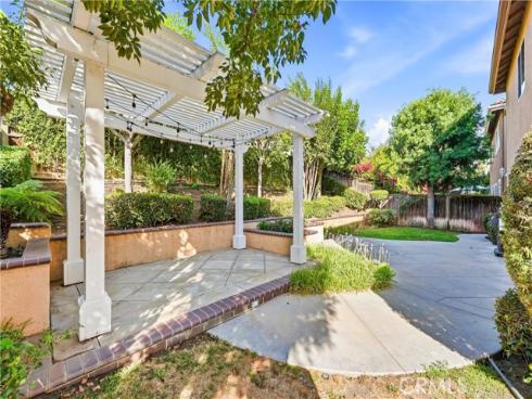 81  Linhaven  , Irvine, CA