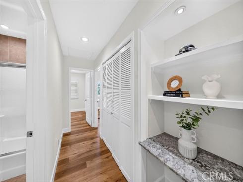 93  Goldenrod  , Irvine, CA