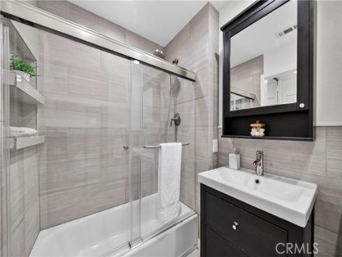 93  Goldenrod  , Irvine, CA