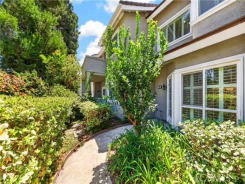 93  Goldenrod  , Irvine, CA