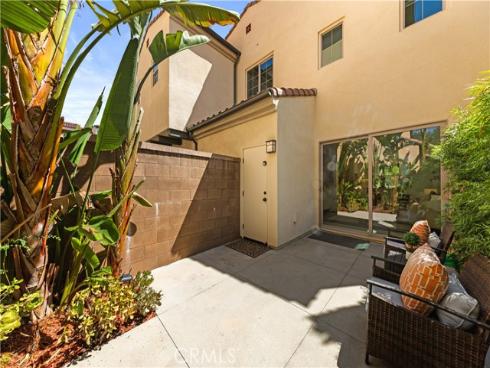 171 Elkhorn , Irvine, CA