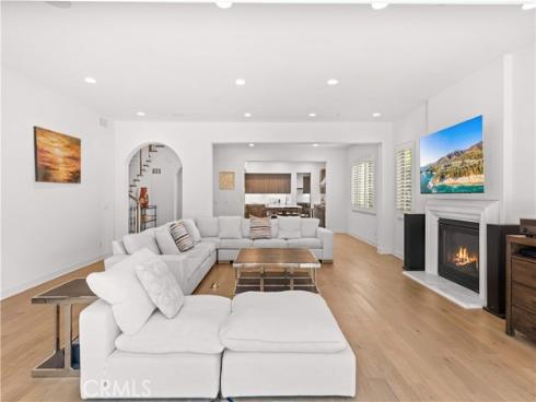 57  Lowland  , Irvine, CA
