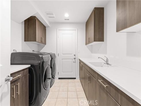 57  Lowland  , Irvine, CA