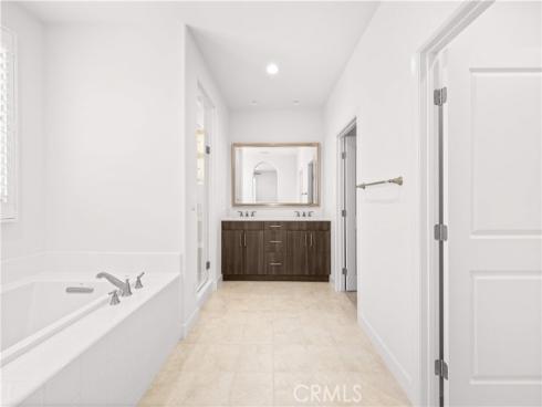 57  Lowland  , Irvine, CA