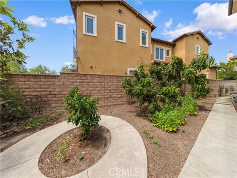 57  Lowland  , Irvine, CA