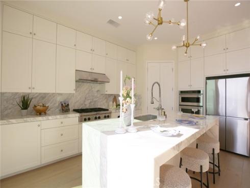 100 Avento , Irvine, CA