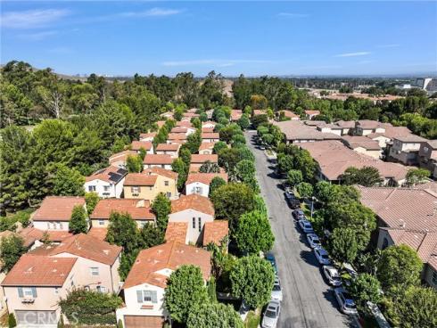 78  Duet  , Irvine, CA
