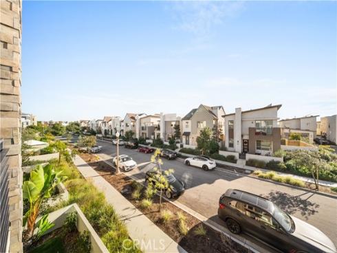 151  Scale  , Irvine, CA
