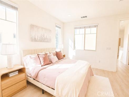 137 Terrapin , Irvine, CA