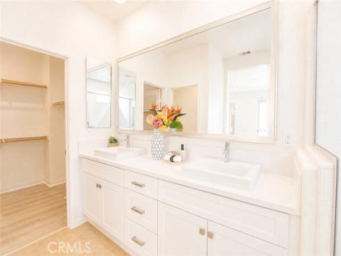 137 Terrapin , Irvine, CA