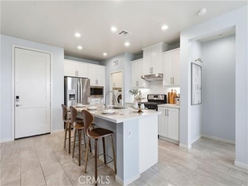 1184 Epic , Irvine, CA