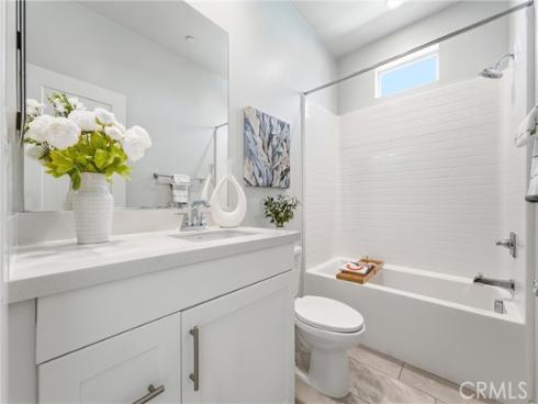 1184 Epic , Irvine, CA