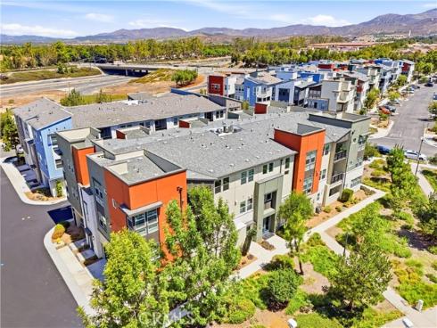 1184 Epic , Irvine, CA