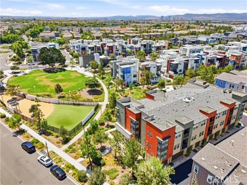 1184 Epic , Irvine, CA