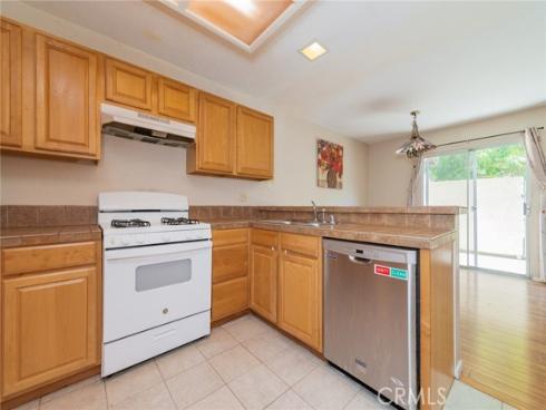 107 Oxford 34 , Irvine, CA