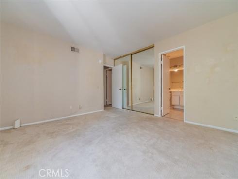 107 Oxford 34 , Irvine, CA