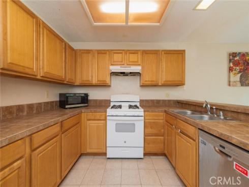 107 Oxford 34 , Irvine, CA