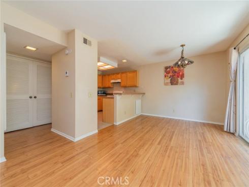 107 Oxford 34 , Irvine, CA