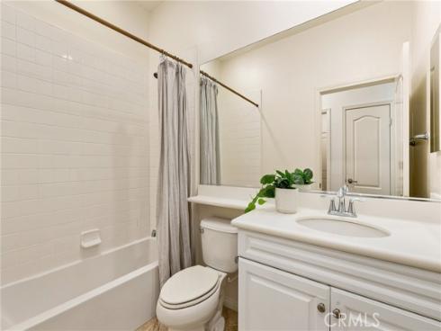 31 Roycroft , Irvine, CA