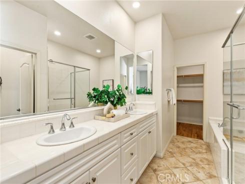 31 Roycroft , Irvine, CA
