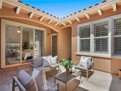 31 Roycroft , Irvine, CA